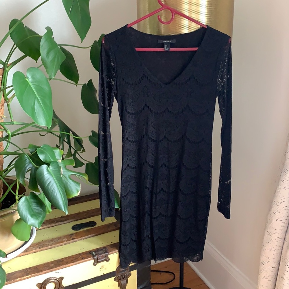 Black Lace Long Sleeve Dress